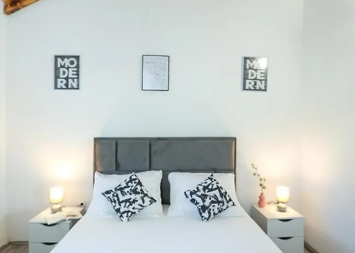 Vikendica Casa Mia With Pool