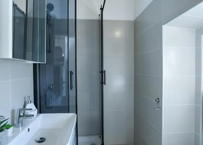 Casa Mia With Pool 펜션 Sukošan